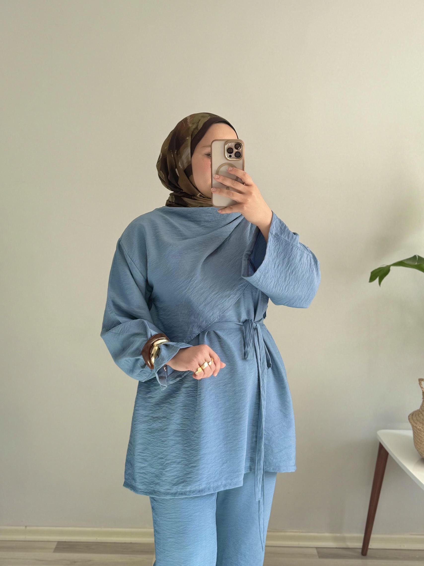 2’Lİ ÇİLEK ŞALLI KEMERLİ PANTOLON TAKIM  