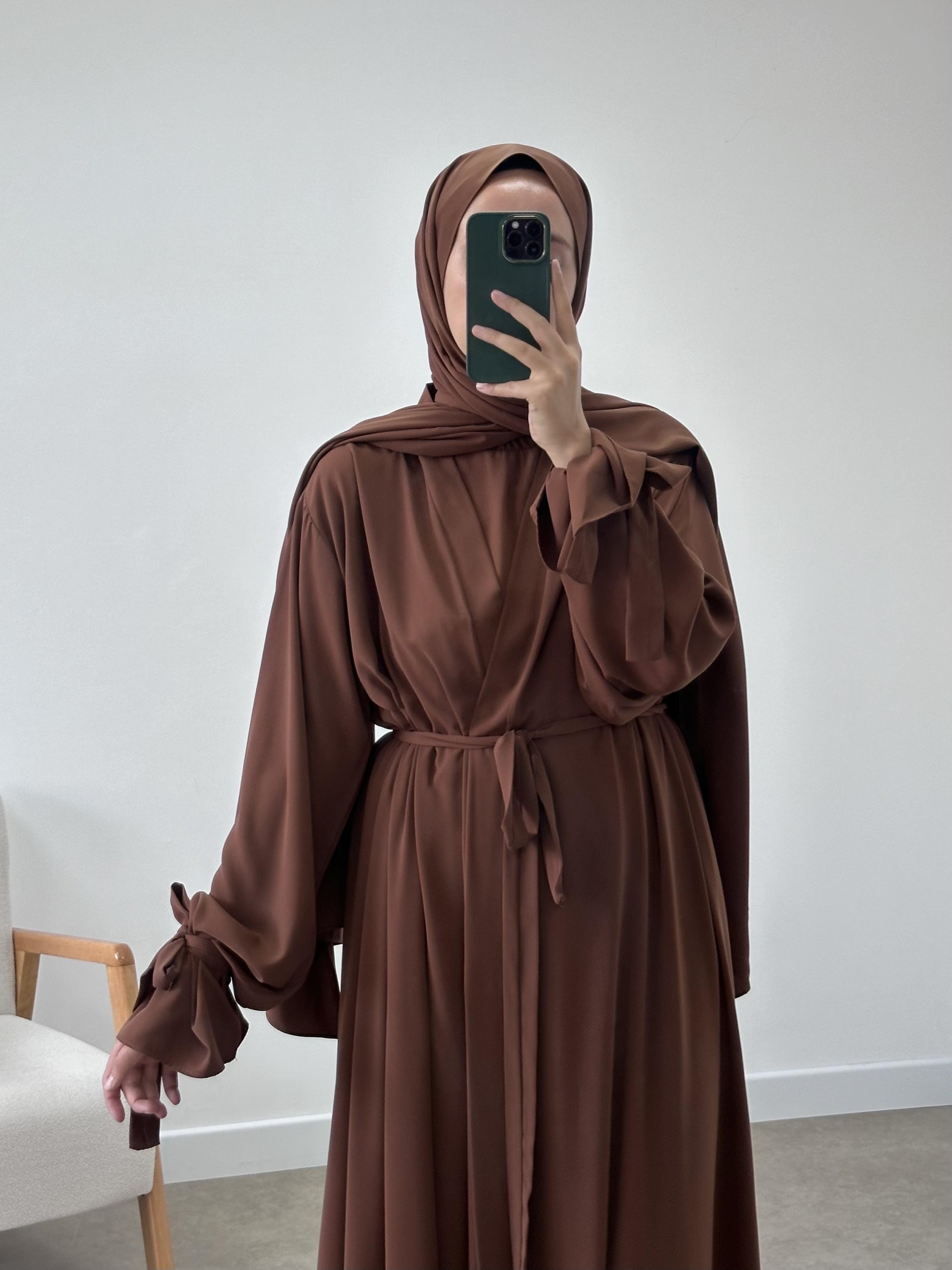 2’Lİ KOL UCU İPLİ ABAYA TAKIM / İÇLİKLİ