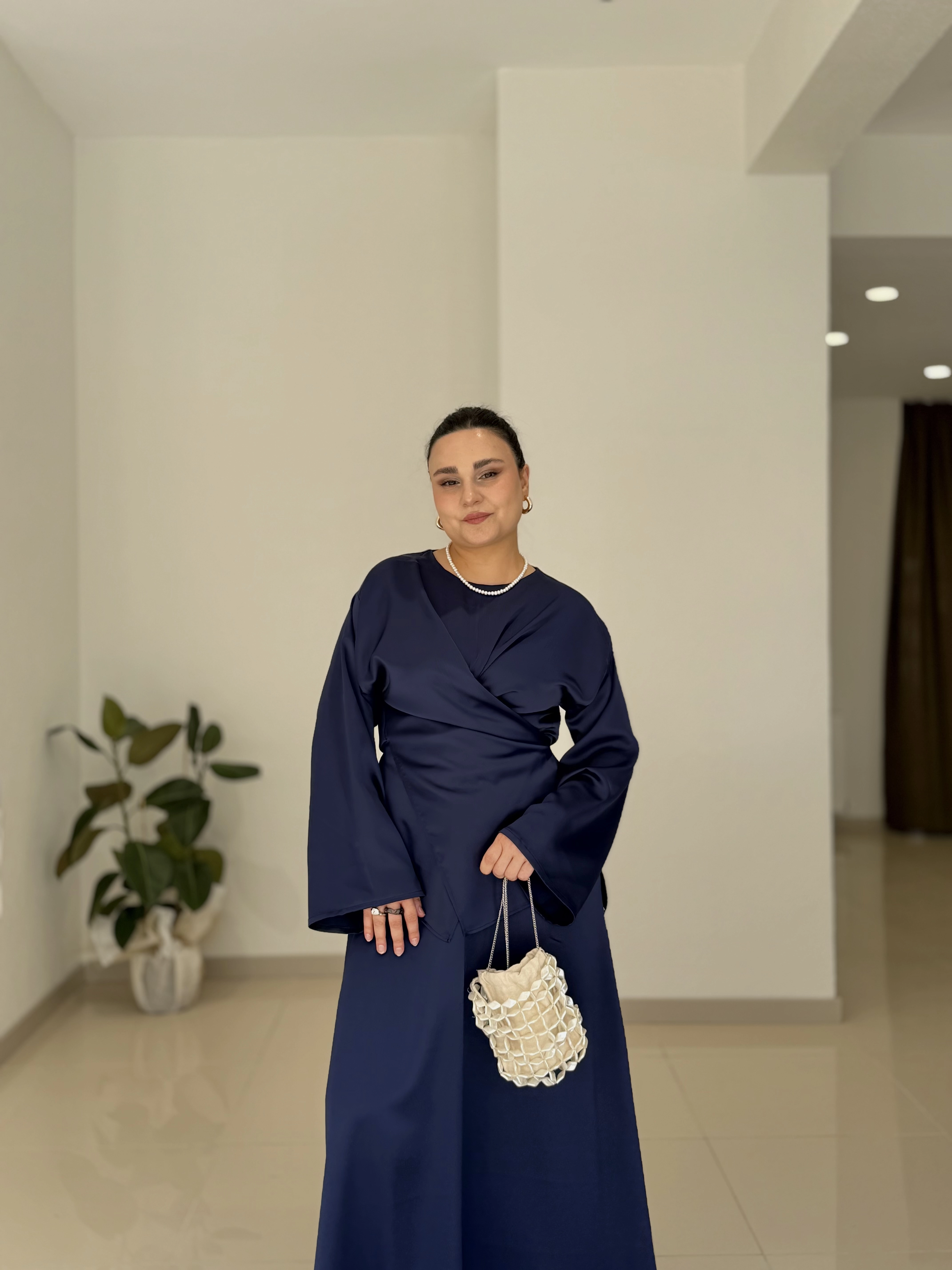 2’Lİ ZARA SATEN ÇAPRAZ BAĞLAMALI ETEKLİ ABİYE TAKIM - LACİVERT